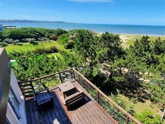 https://www.gallito.com.uy/alquiler-anual-y-temporal-en-hermosa-casa-con-vista-al-mar-inmuebles-27536077
