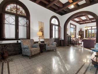 https://www.gallito.com.uy/venta-de-casa-en-prado-5-dormitorios-4-baños-jardin-barbaco-inmuebles-27649756