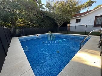 https://web5.gallito.com.uy/venta-casa-de-6-dormitorios-punta-del-este-playa-inmuebles-27026923