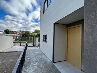 https://www.gallito.com.uy/venta-casa-2-dormitorios-y-garge-malvin-norte-inmuebles-27503519
