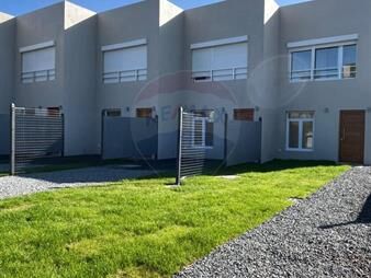 https://www.gallito.com.uy/alquiler-de-casa-a-estrenar-en-shangrila-sur-inmuebles-27573154