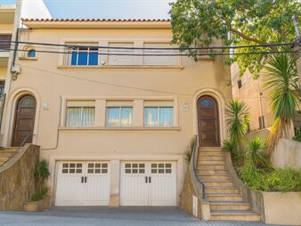 https://www.gallito.com.uy/venta-de-casa-de-4-dormitorios-3-baños-y-2-garajes-en-punt-inmuebles-27544587