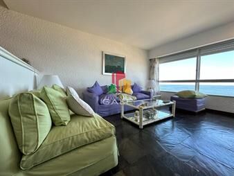 https://web5.gallito.com.uy/apartamento-de-un-dormitorio-en-venta-en-punta-inmuebles-27657362
