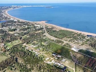 https://web5.gallito.com.uy/venta-lote-punta-ballena-barrio-privado-inmuebles-27540202