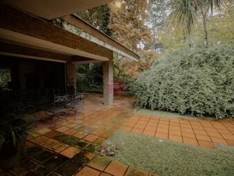 https://www.gallito.com.uy/casa-en-venta-4-dormitorios-punta-del-este-inmuebles-27657633