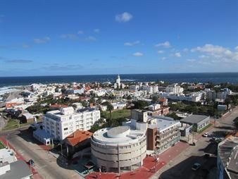 https://www.gallito.com.uy/apartamento-en-peninsula-1-dormitorio-con-garage-inmuebles-21015409