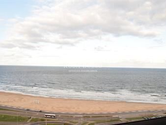 https://web5.gallito.com.uy/apartamento-en-peninsula-3-dormitorios-inmuebles-18373593