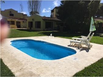 https://web5.gallito.com.uy/gran-propiedad-en-venta-para-disfrutar-en-todas-inmuebles-17231530
