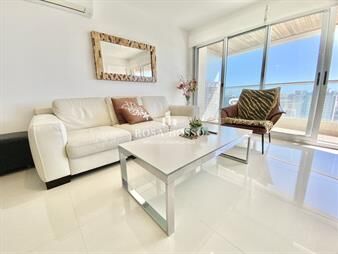 https://www.gallito.com.uy/alquiler-apartamento-3-dormitorios-icon-brava-inmuebles-24926691