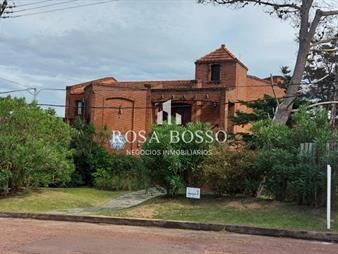 https://web5.gallito.com.uy/venta-casa-zona-rinconada-punta-ballena-inmuebles-22363808