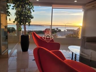 https://www.gallito.com.uy/residencia-de-lujo-en-venta-frente-al-mar-playa-inmuebles-27662125