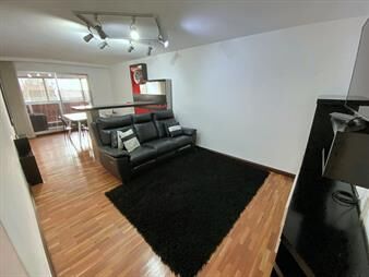 https://www.gallito.com.uy/alquiler-de-apartamento-2-dormitorios-y-servicio-en-pocitos-inmuebles-27642631