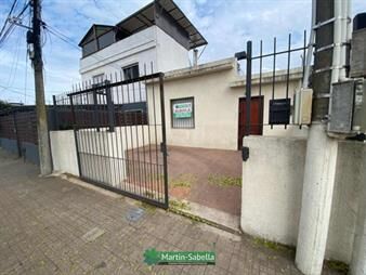 https://www.gallito.com.uy/casa-en-alquiler-pã©rez-castellanos-inmuebles-27638892