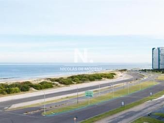 https://web5.gallito.com.uy/frente-al-mar-excelentes-vistas-de-la-brava-inmuebles-24988225