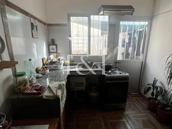 https://web5.gallito.com.uy/venta-de-tres-propiedades-en-un-solo-padron-inmuebles-25831624