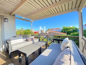 https://web5.gallito.com.uy/alquiler-de-casa-cuatro-dormitorios-y-dependencia-en-la-bar-inmuebles-25035760