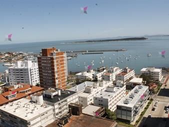 https://web5.gallito.com.uy/muy-buena-vista-al-puerto-inmuebles-27091755