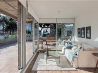 https://web5.gallito.com.uy/venta-de-apartamento-de-2-dormitorios-en-urban-port-iii-buc-inmuebles-25795669