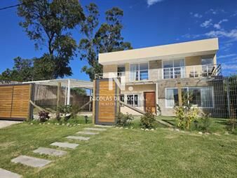 https://web5.gallito.com.uy/vende-casa-de-4-dormitorios-en-barrio-marly-del-inmuebles-26725323