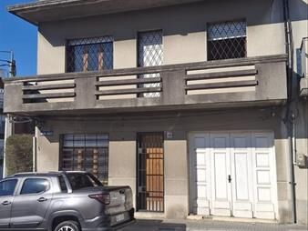 https://web5.gallito.com.uy/venta-casa-3-dorm-apartamento-1-dorm-gge-paso-molino-inmuebles-27666509