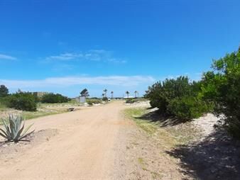 https://www.gallito.com.uy/venta-lote19-en-complejo-privado-jaureguiberry-sur-inmuebles-26051887