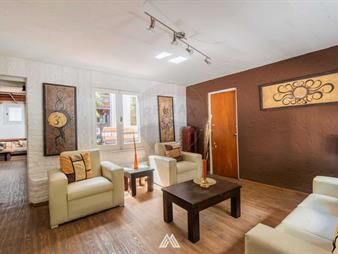 https://web5.gallito.com.uy/venta-casa-pocitos-5-dormitorios-garage-patio-inmuebles-27666867