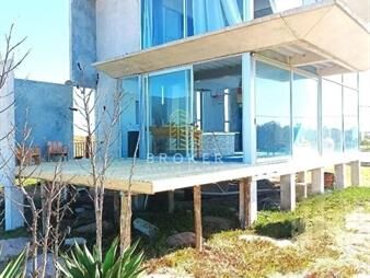 https://www.gallito.com.uy/casa-de-dos-dormitorios-en-venta-en-jose-ignacio-inmuebles-26242437
