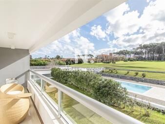 https://web5.gallito.com.uy/vende-apratamento-en-brava-punta-del-este-de-3-en-inmuebles-25043262