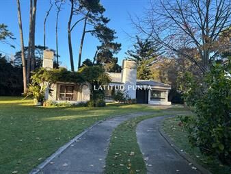 https://web5.gallito.com.uy/excelente-casa-3-dormitorios-lugano-inmuebles-27599044