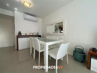 https://web5.gallito.com.uy/apartamento-en-venta-2-dormitorios-playa-brava-inmuebles-27670229