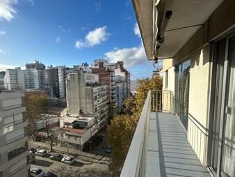 https://web5.gallito.com.uy/venta-apartamento-3-dorms-garaje-terraza-pocitos-inmuebles-27433945