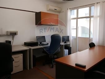https://web5.gallito.com.uy/venta-oficina-en-ciudad-vieja-balcon-oportunidad-inmuebles-27453096