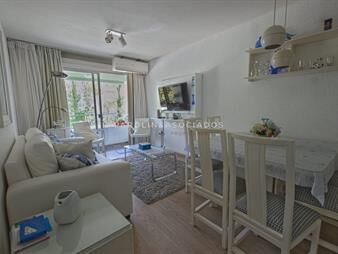 https://www.gallito.com.uy/venta-apartamento-de-dos-dormitorios-a-pasos-de-inmuebles-25640147