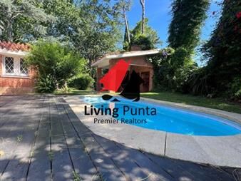 https://web5.gallito.com.uy/hermosa-casa-en-alquiler-piscina-climatizada-inmuebles-26427443