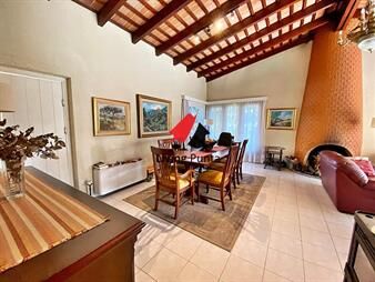https://web5.gallito.com.uy/casa-en-venta-y-alquiler-con-piscina-inmuebles-26427201