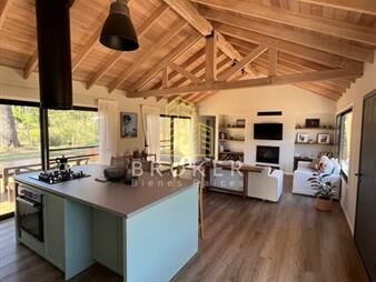 https://www.gallito.com.uy/alquiler-casa-la-barra-de-moderna-casa-estilo-en-inmuebles-27670789