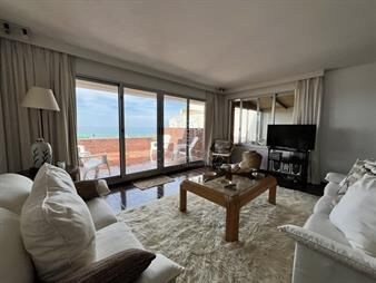https://web5.gallito.com.uy/excelente-propiedad-en-primera-linea-de-playa-inmuebles-26292110