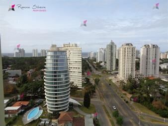 https://web5.gallito.com.uy/venta-apartamento-en-roosevelt-con-estufa-a-leña-inmuebles-27117618