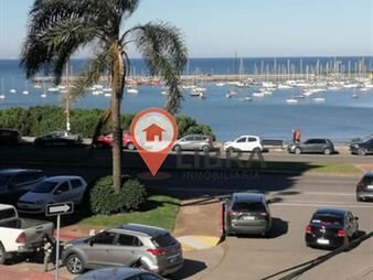 https://www.gallito.com.uy/apartamento-tipo-casa-en-buceo-3-dormitorios-3-inmuebles-27671378