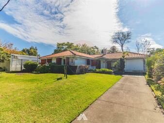 https://www.gallito.com.uy/casa-en-atlantida-3-dorm-piscina-gran-jardin-inmuebles-27245909