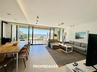 https://web5.gallito.com.uy/venta-y-alquiler-temporario-de-apartamento-de-dos-inmuebles-26665303