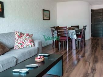 https://www.gallito.com.uy/venta-apartamento-haras-del-lago-3-dormitorios-y-inmuebles-27485184