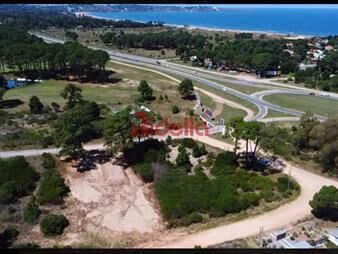 https://web5.gallito.com.uy/ruta-interbalnearia-club-del-lago-inmuebles-27674283