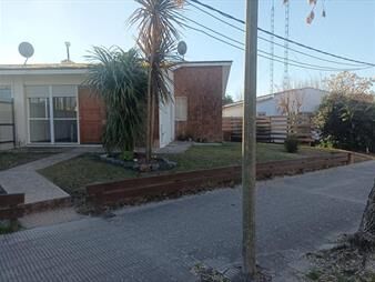 https://www.gallito.com.uy/ph-en-nueva-helvecia-inmuebles-27666445
