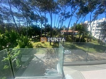 https://www.gallito.com.uy/apartamento-2-dormitorios-en-venta-playa-mansa-inmuebles-27674528