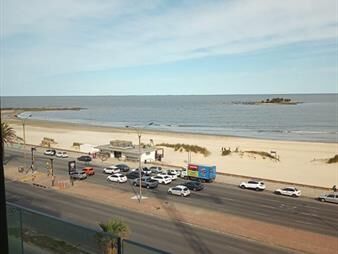 https://web5.gallito.com.uy/edificio-torre-arenas-rambla-de-malvin-torre-1-2-y-3-inmuebles-27674562