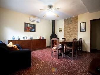 https://web5.gallito.com.uy/venta-casa-2-dormitorios-piedras-blancas-inmuebles-27401948