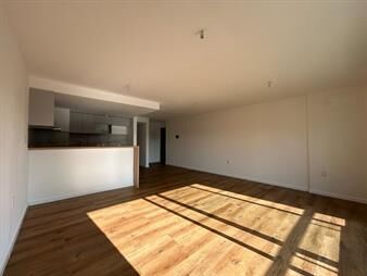 https://web5.gallito.com.uy/vendo-2-dormitorios-con-patio-tres-cruces-inmuebles-27518462