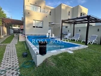 https://www.gallito.com.uy/casa-en-punta-del-este-pinares-inmuebles-27674637