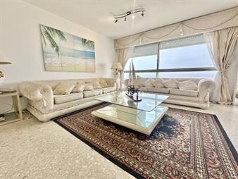 https://web5.gallito.com.uy/apartamento-venta-2-dormitorios-peninsula-punta-inmuebles-27674638
